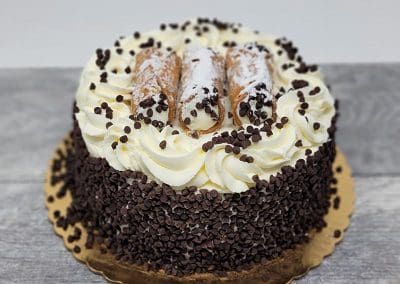 Cannoli Cake