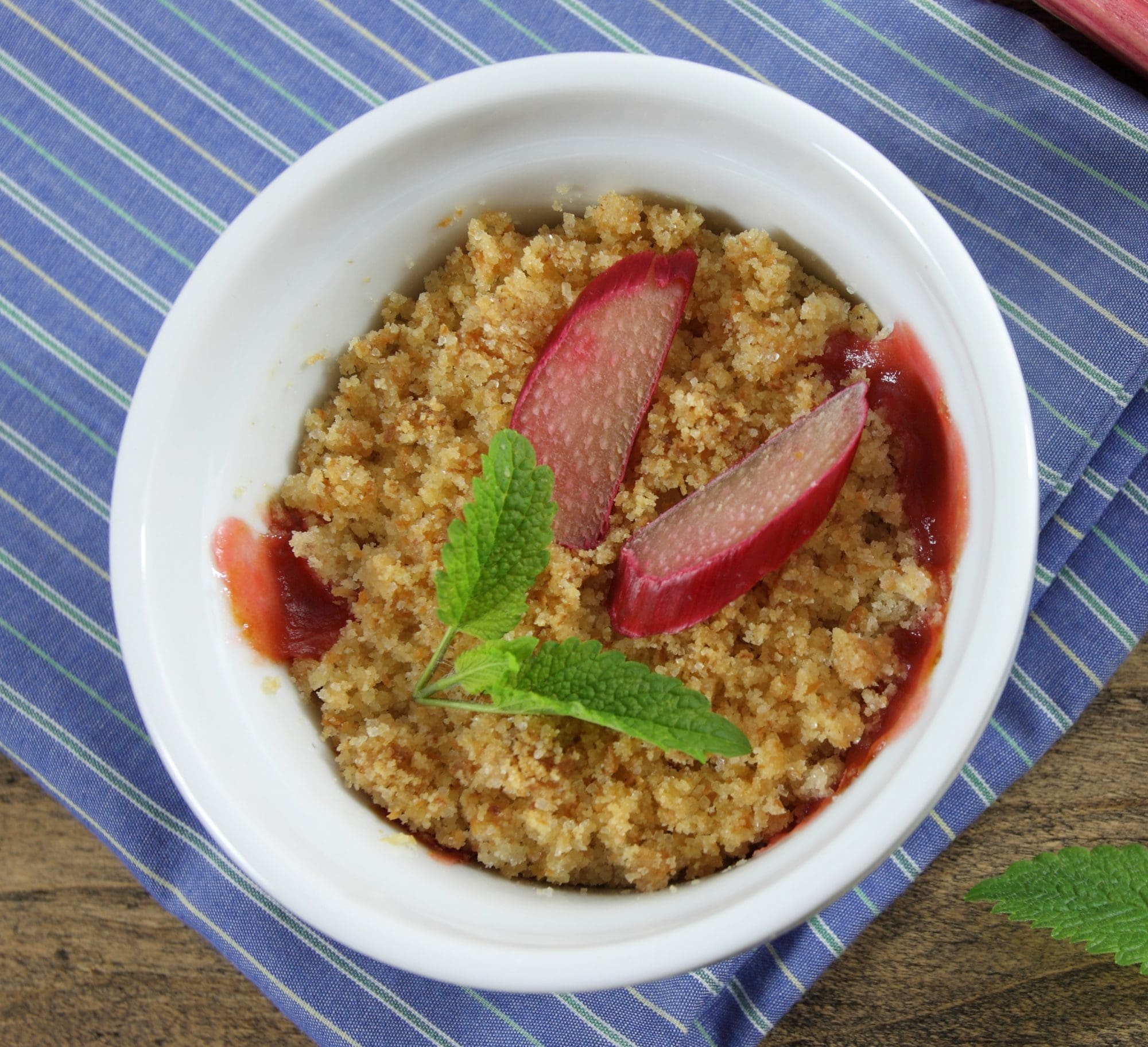 Rhubarb Crisp